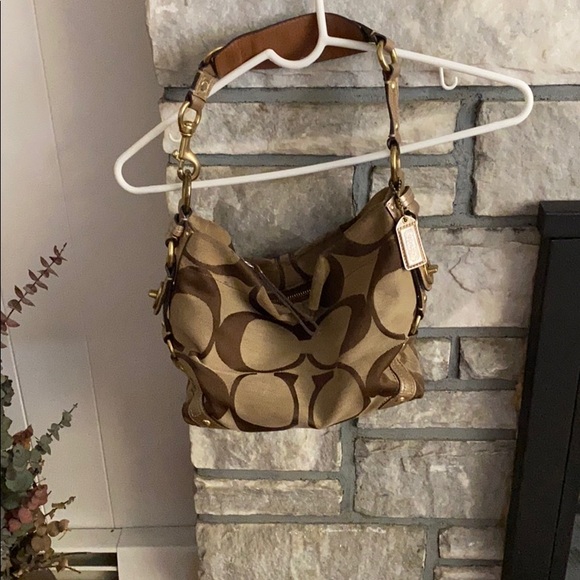 Coach Handbags - Coach Purse